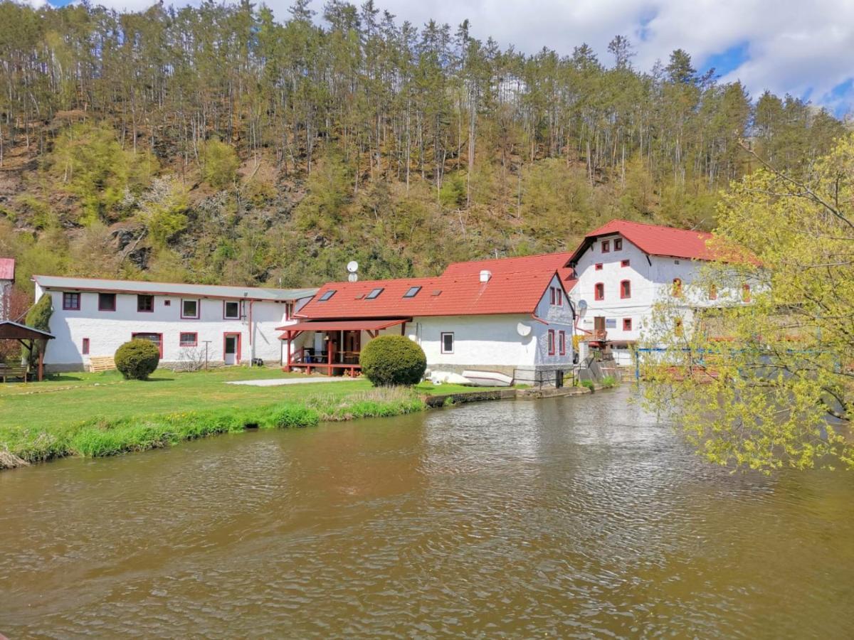 Cechuv Mlyn Apartment Hrebecniky Bagian luar foto
